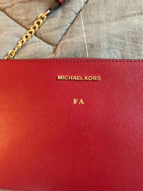 Come riparare la tua borsa Michael Kors con questi semplici 